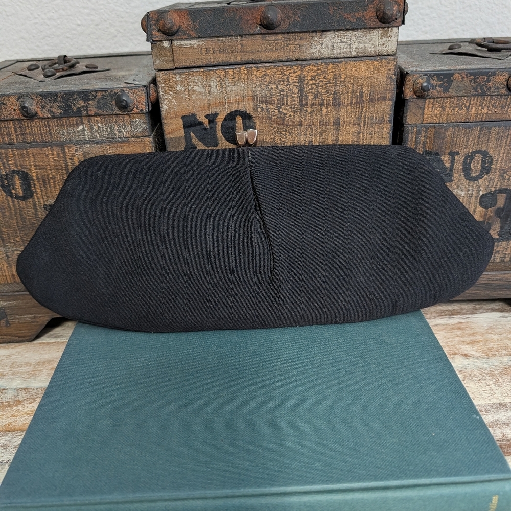 Bobbie Jerome 1950's Taffita Clutch Black/Gold